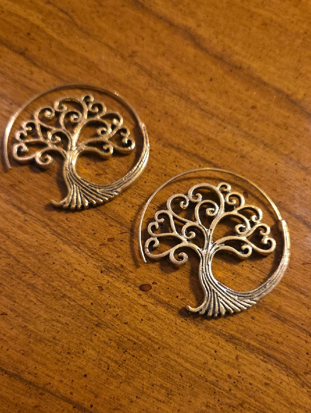 Metallic Tree of Life Hoop Earrings